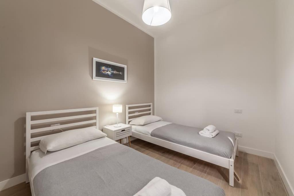 Apartment Domus 124, Elegant Comfort With Parking Rom